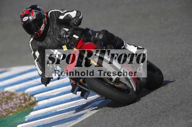 /Archiv-2024/02 29.01.-02.02.2024 Moto Center Thun Jerez/Gruppe gruen-green/6